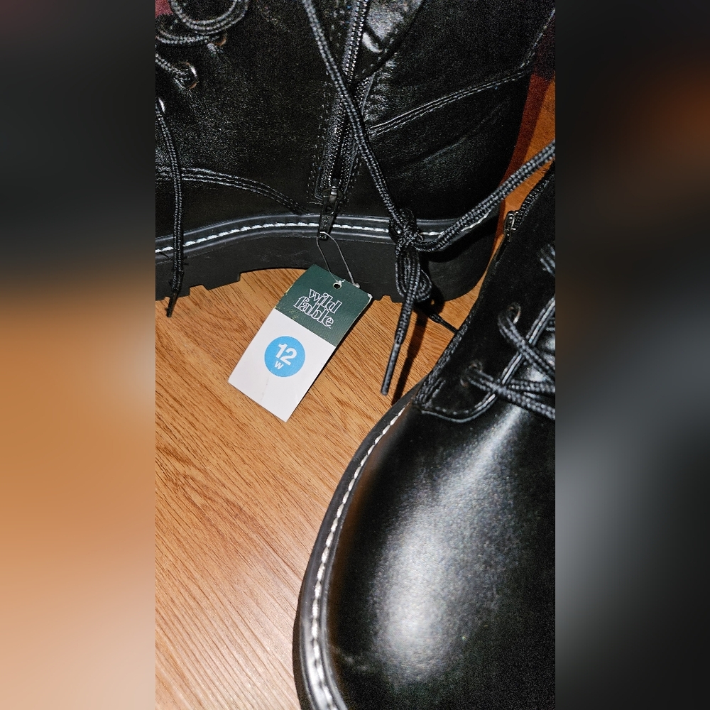 Wild Fable Black Women's Logan Lug Combat Boots w Memory Foam Insole size 12 W - Picture 3 of 10